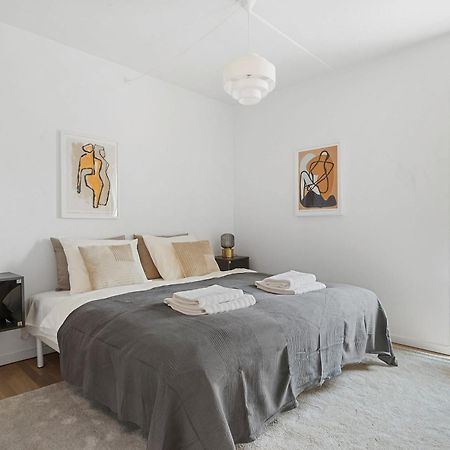 A Stylish Getaway In Modern Surroundings Apartment ออร์ฮูช ภายนอก รูปภาพ