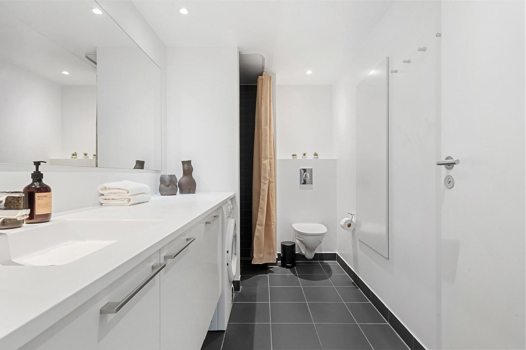 A Stylish Getaway In Modern Surroundings Apartment ออร์ฮูช ภายนอก รูปภาพ